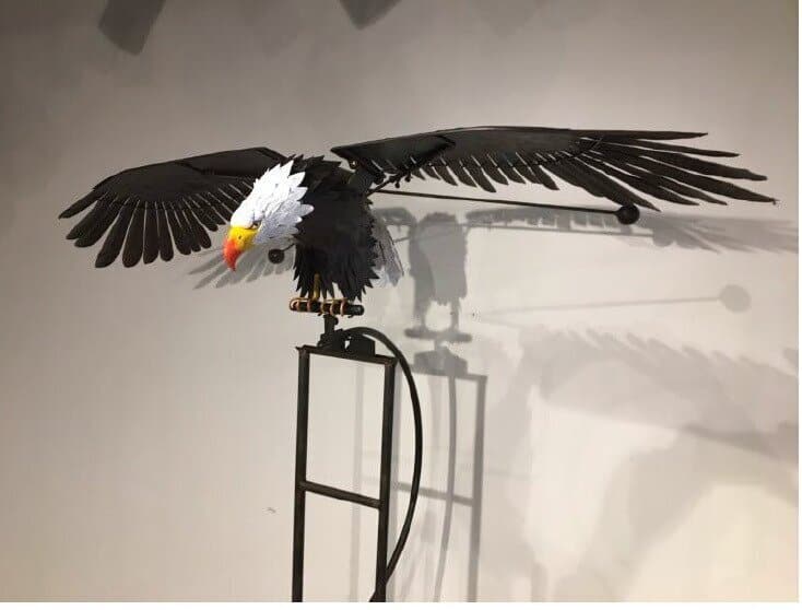 Artistic Metal Bird Wind Generator - Unique Garden Decor Ornaments