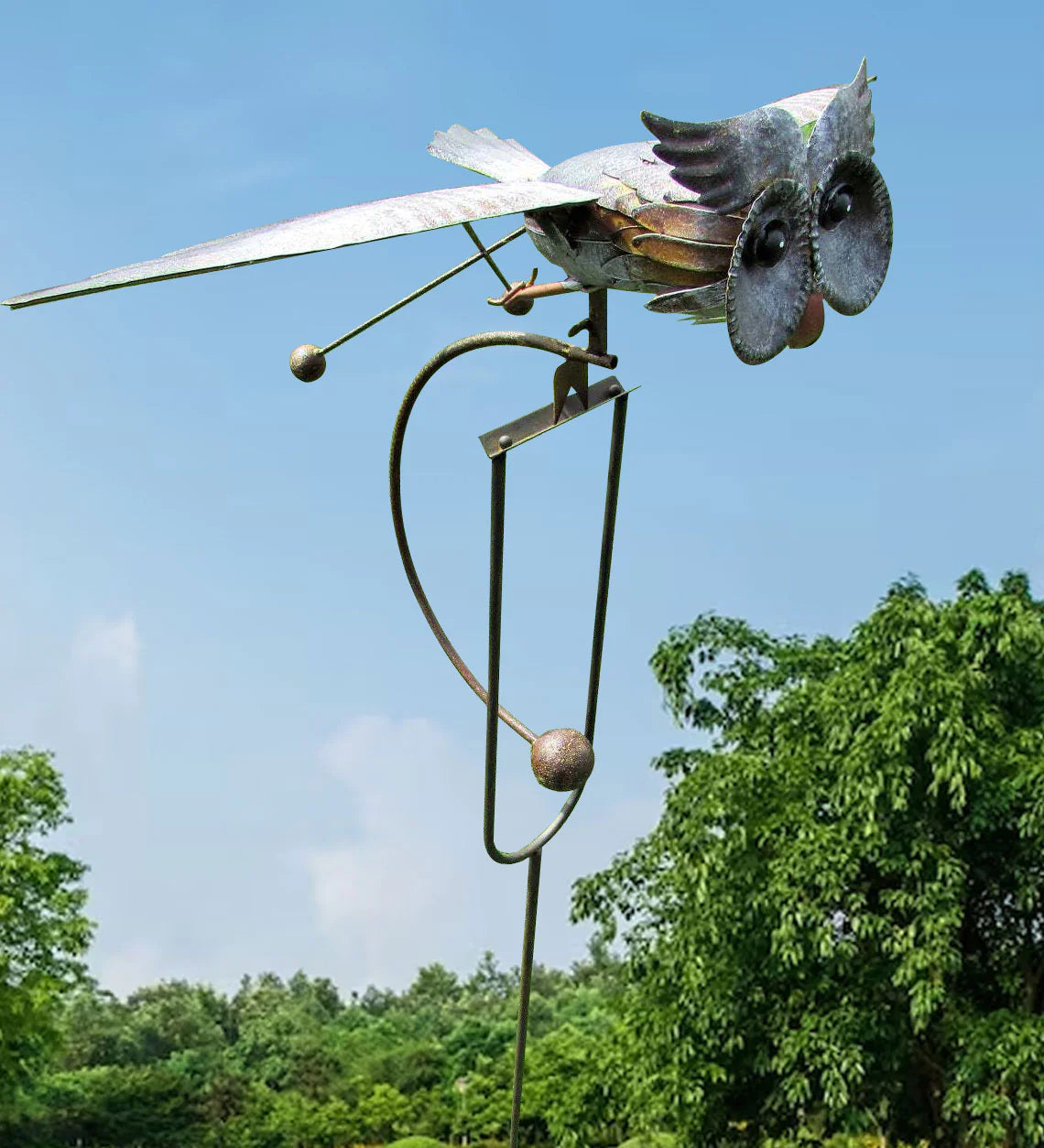 Artistic Metal Bird Wind Generator - Unique Garden Decor Ornaments