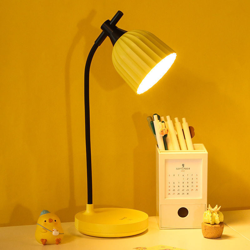 Modern Minimalistic Round Folded LED Table Lamp