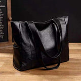 Chic Leather Shoulder Bag for Women - Retro Design & Spacious Storage