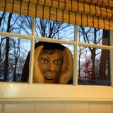 Creepy Peeker - Lifelike Halloween Window Decoration