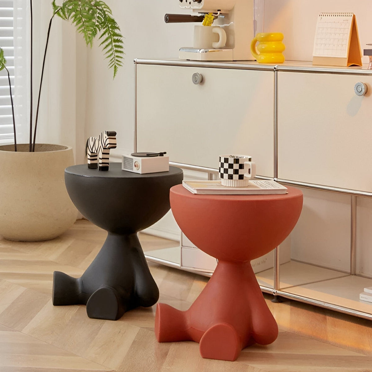Elegant Round Black Coffee Table - Stylish Plastic Design for Modern Living Room