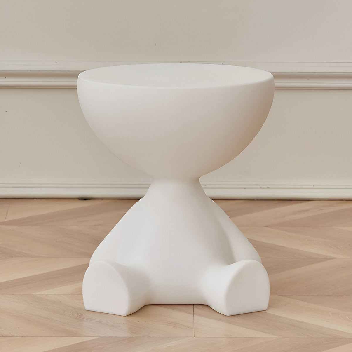 Elegant Round Black Coffee Table - Stylish Plastic Design for Modern Living Room