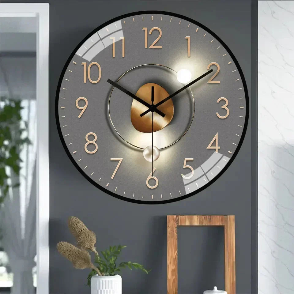 Elegant Silent Wall Clock - Gradient Gold Digital Design