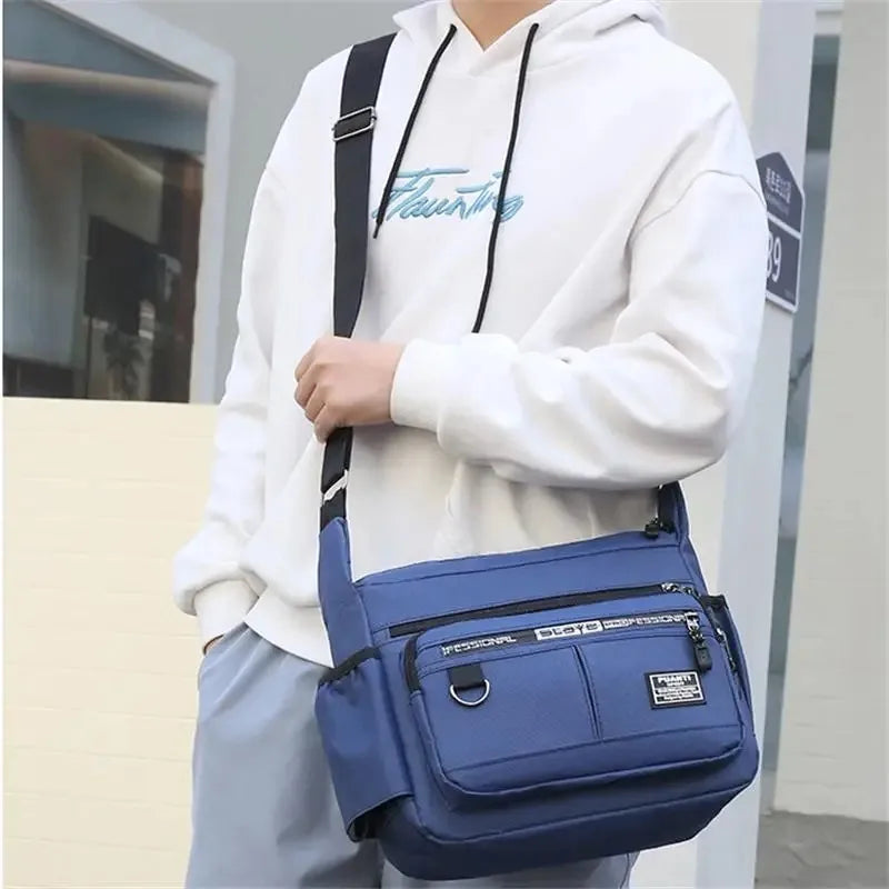Erin - Men's Messenger Bag with Waterproof Design & Adjustable Strap