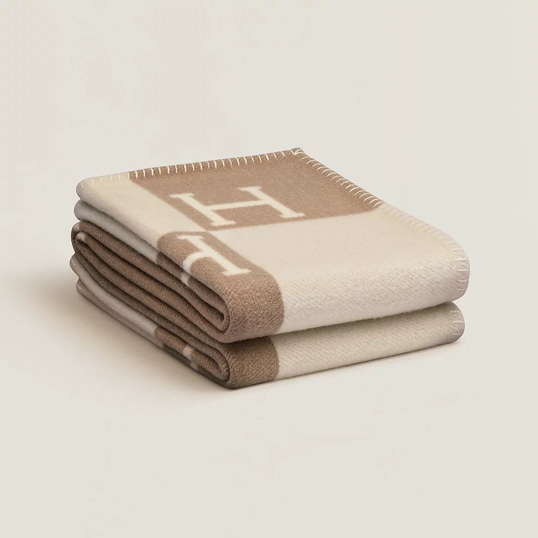 LuxBlanket - Cashmere Throw Blanket for Ultimate Comfort