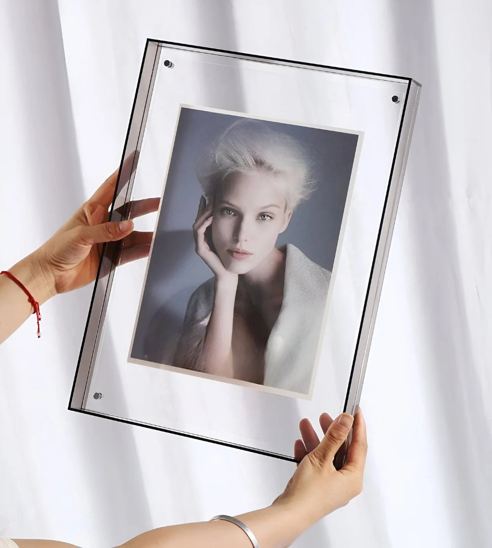 Modern Acrylic Photo Frame - Minimalist Transparent Design