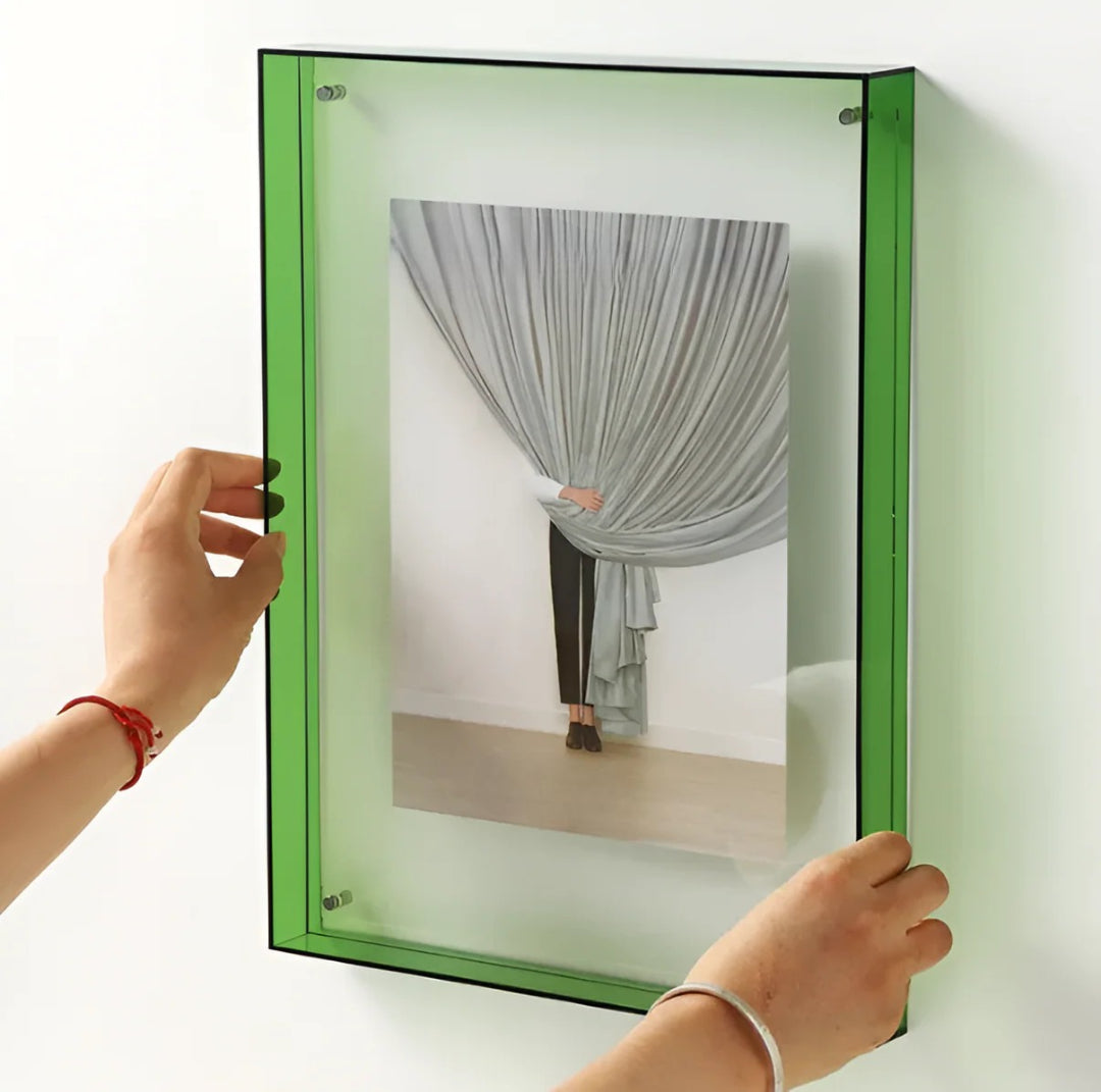 Modern Acrylic Photo Frame - Minimalist Transparent Design
