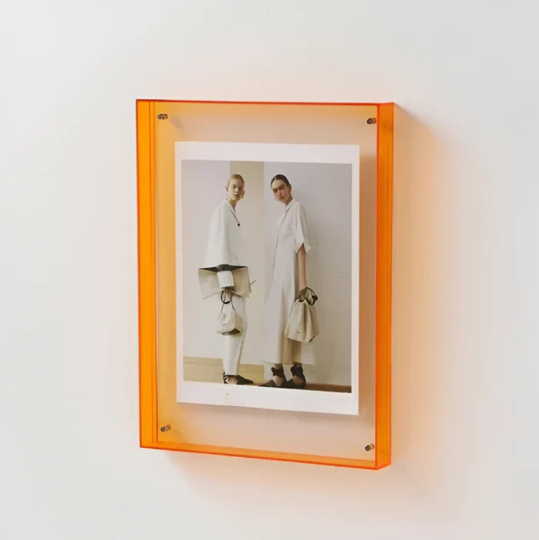 Modern Acrylic Photo Frame - Minimalist Transparent Design