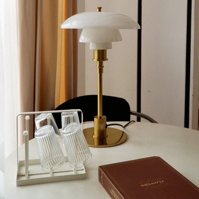 Modern Table Lamp with Glass Shade for Cozy Atmosphere