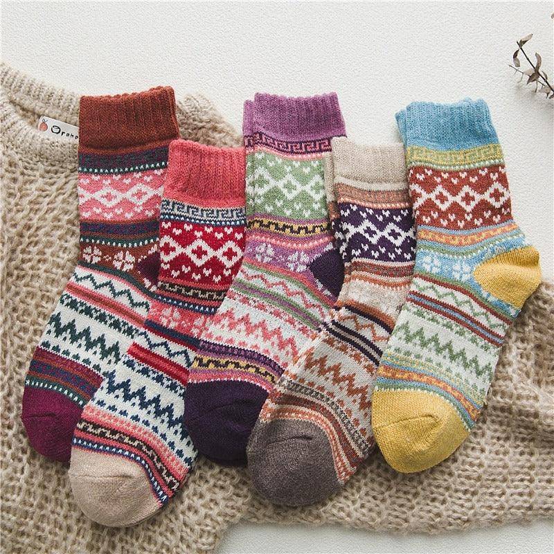 Nordic Winter Socks - Cozy Wool Blend with Scandinavian Patterns
