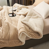 Premium Flannel Fleece Blanket - Luxurious Softness & Comfort