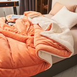 SoftHug - Luxurious Flannel Fleece Blanket for Ultimate Comfort