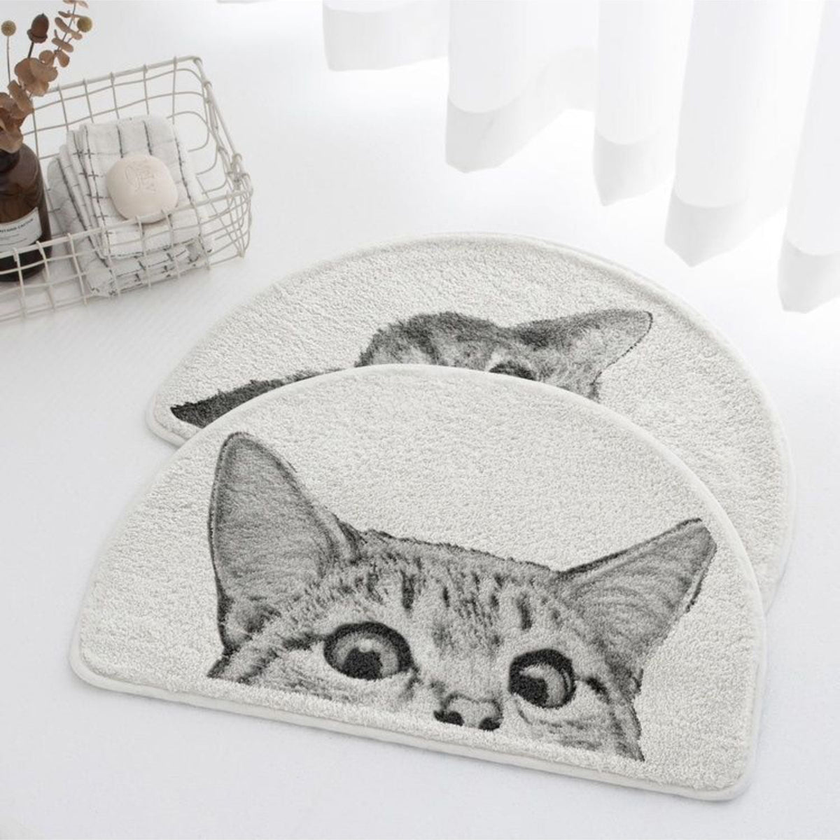 Spy Kitty - Non-Slip Bath Mat with Playful Cat Design